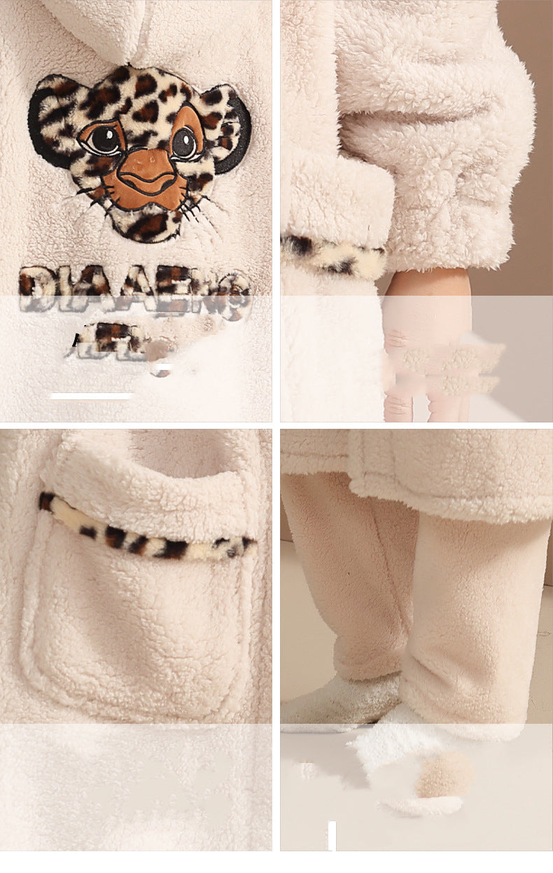 Koreanischer Pyjama mit Kapuze für Frauen in langer Robe