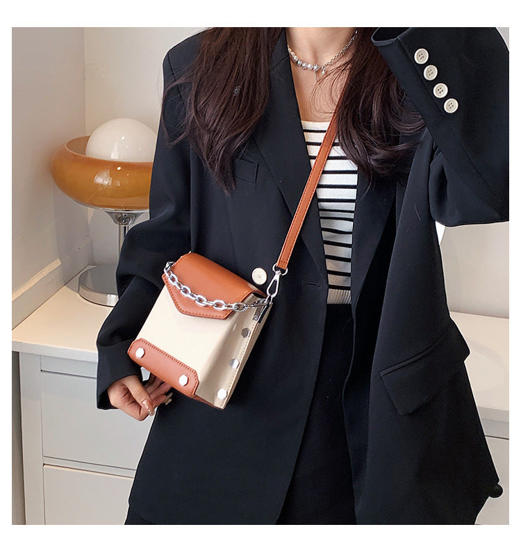 Women's Bag Fashion Mobile Phone Bag New Chain Rivet Small Bag Trendy Shoulder Messenger Bag