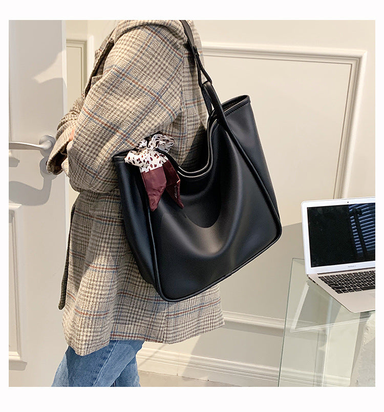 Shoulder Bag New Autumn And Winter Retro Women's Bag Soft Leather Tote Bag Trend Line Shoulder Bag Mother Bag