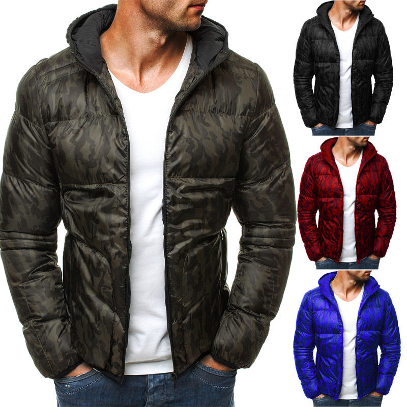 Neue kurze Baumwolljacke mit Camouflage-Muster und Kapuze für Herren