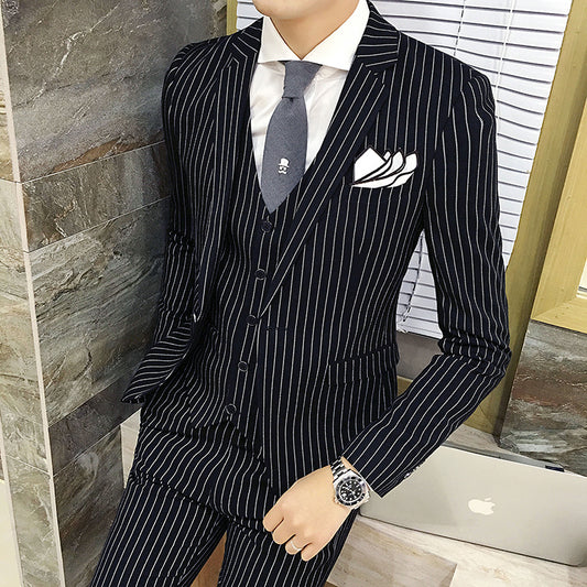 Slim-fit striped suit