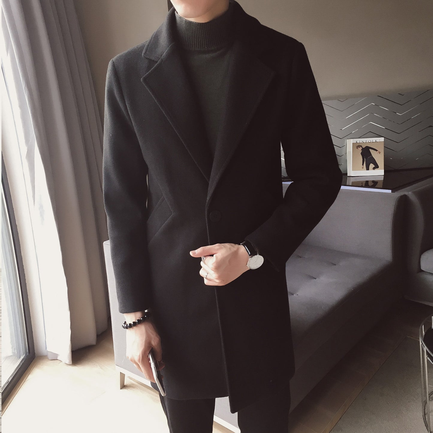 Men's mid-length woolen coat