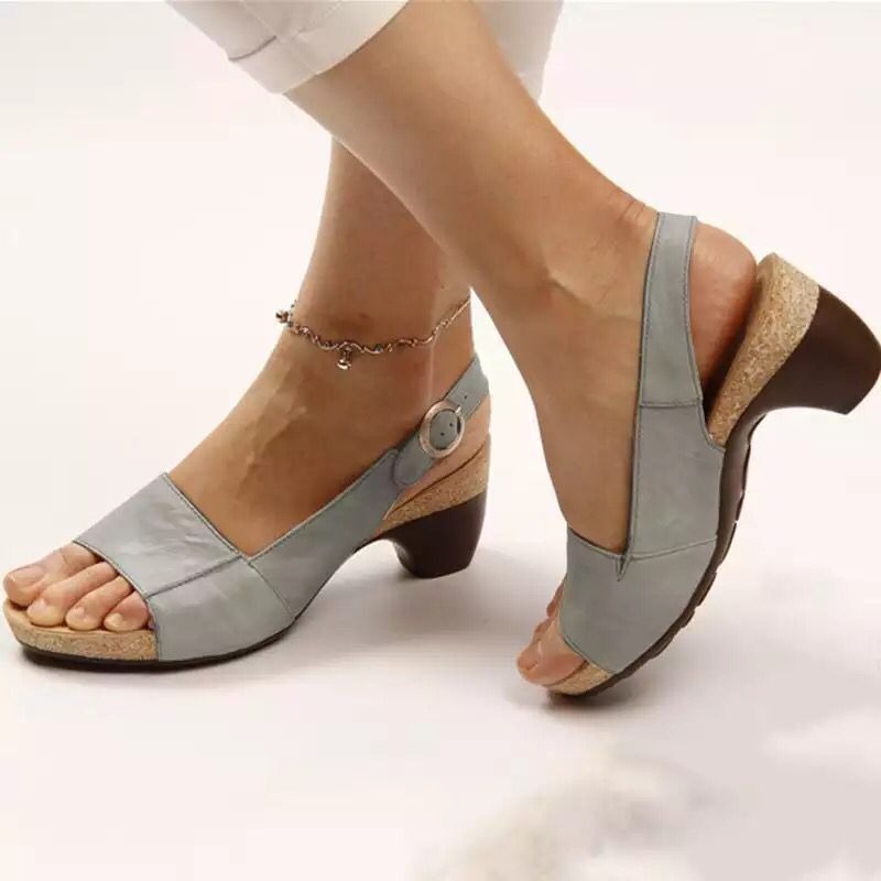 Summer New Women's Shoes Solid Color Coarse Heel Buckle Sandals 35-43 Plus Size Shoes