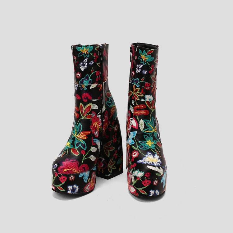 Women's Winter New Fashion Embroidery Pattern Thickened High-heeled Thick-bottomed Round Toe Side Zipper Ankle Boots