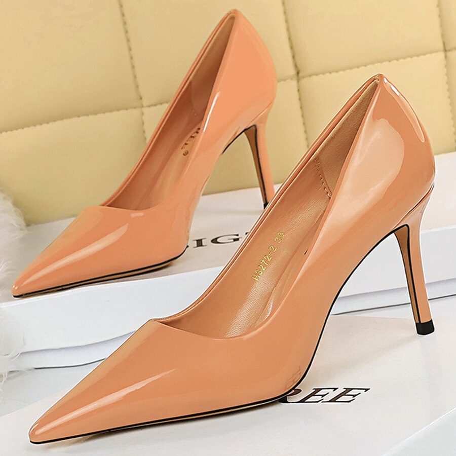 Simple High Heeled Glossy Patent Leather Shallow Mouth Pointed Sexy Thin Professional OL High Heeled Shoes