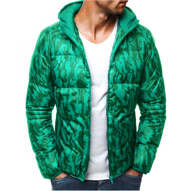 Neue kurze Baumwolljacke mit Camouflage-Muster und Kapuze für Herren